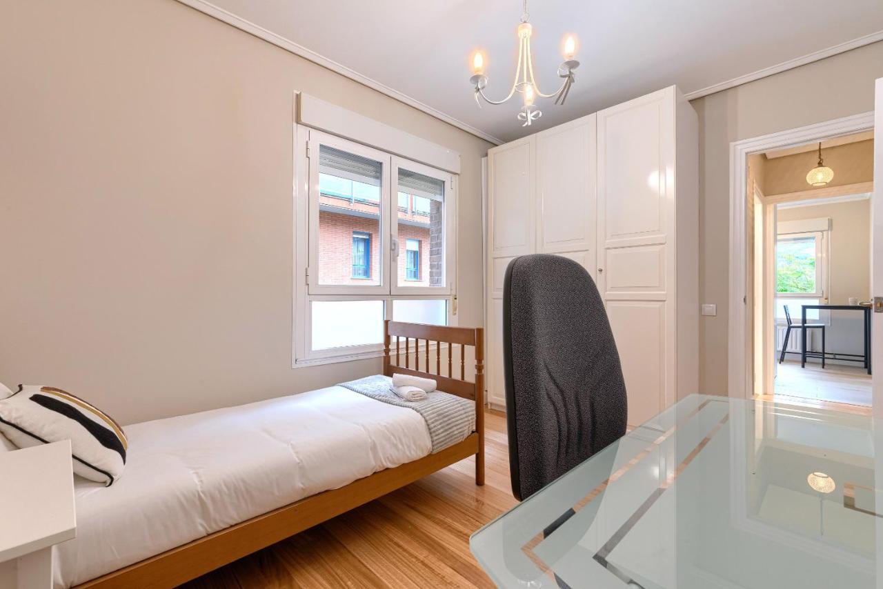 شقة Vivienda Turistica Reformada En Zona Residencial Con Garaje Y Wifi بلباو المظهر الخارجي الصورة