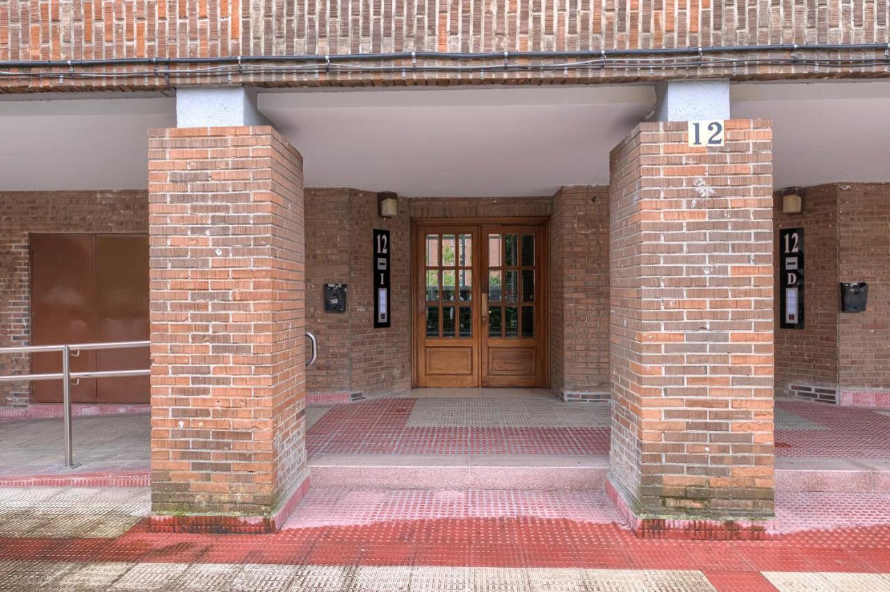 شقة Vivienda Turistica Reformada En Zona Residencial Con Garaje Y Wifi بلباو المظهر الخارجي الصورة